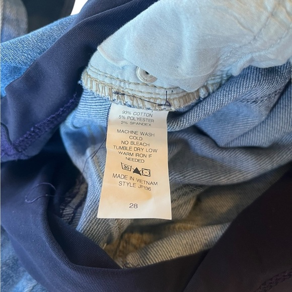 PinkBlush Maternity Medium Wash Skinny Jeans Size 28 - Picture 8 of 8